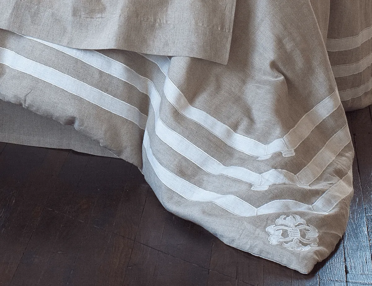 Angie Natural Linen by Lili Alessandra