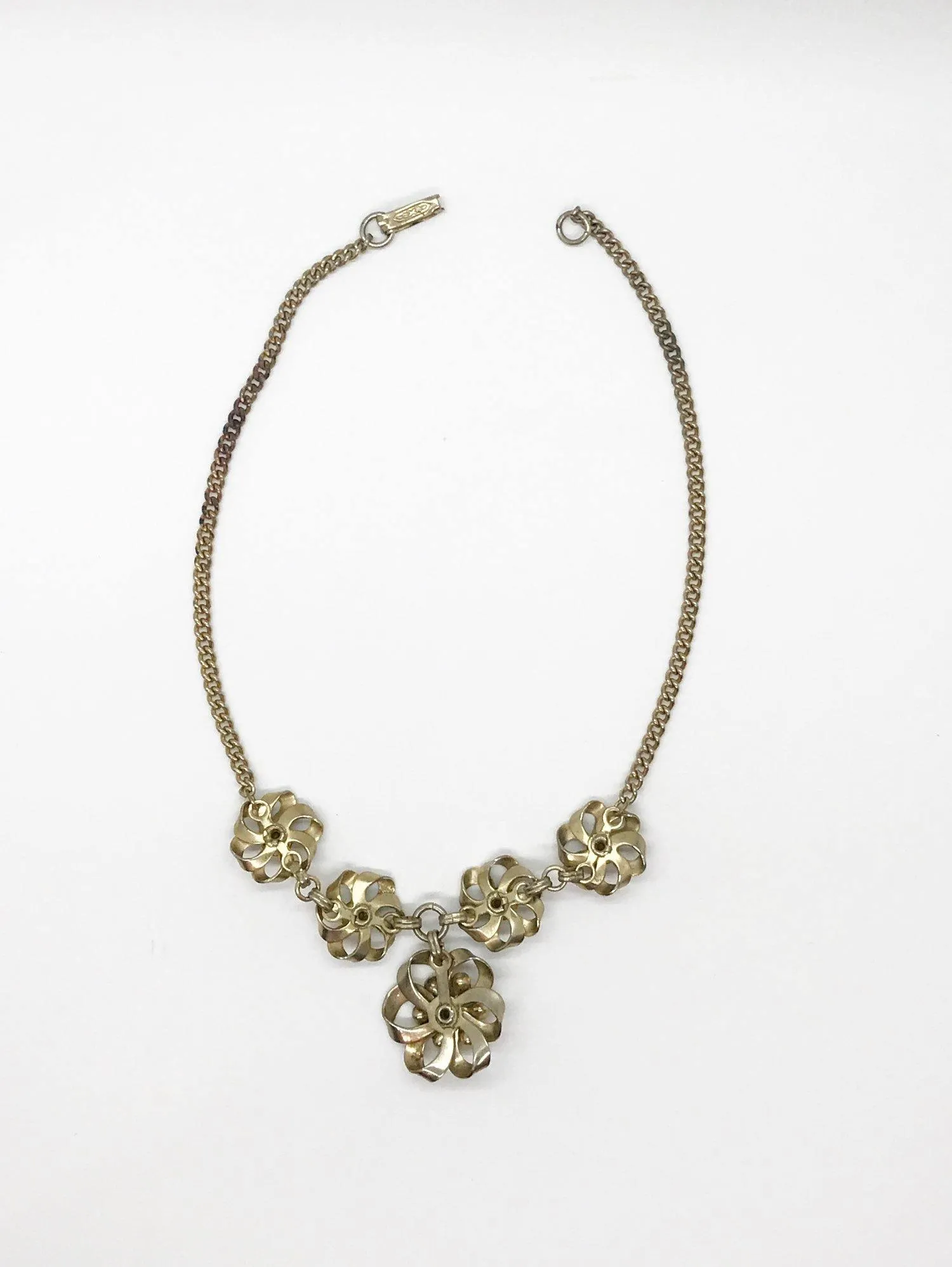 Charming Vintage Floral Necklace with Red Rhinestones