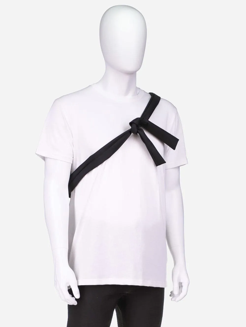 Isarau Sleek Black