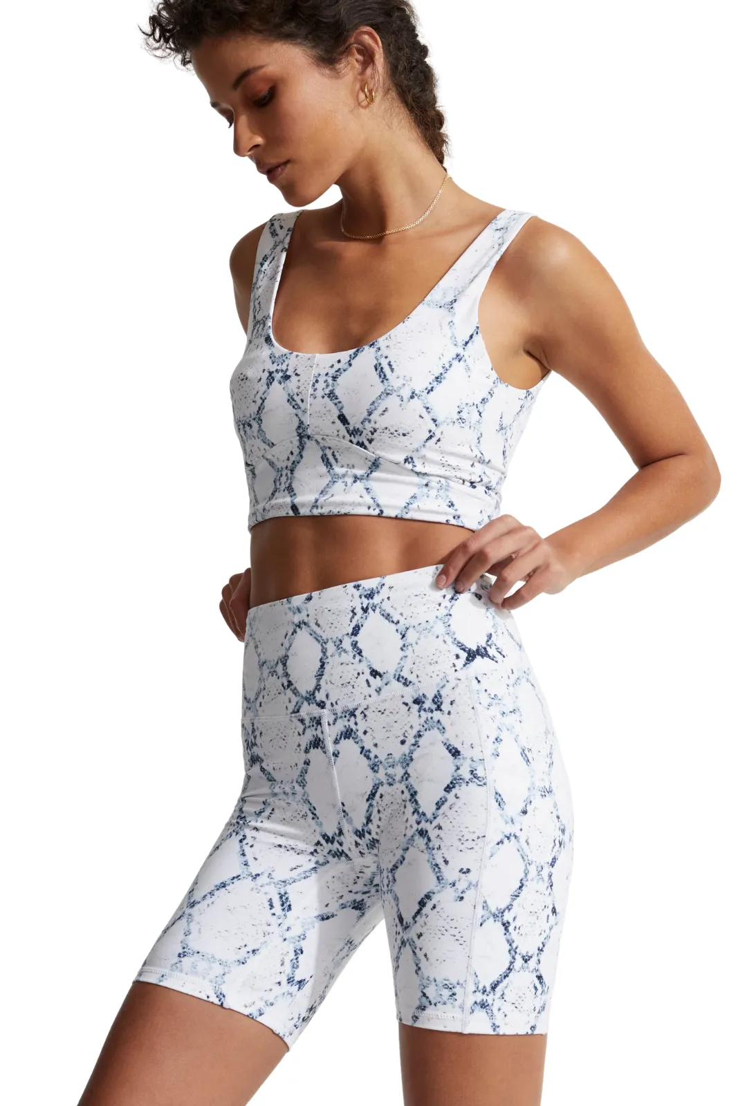 Lets Go Pocket Short 7", White Snake