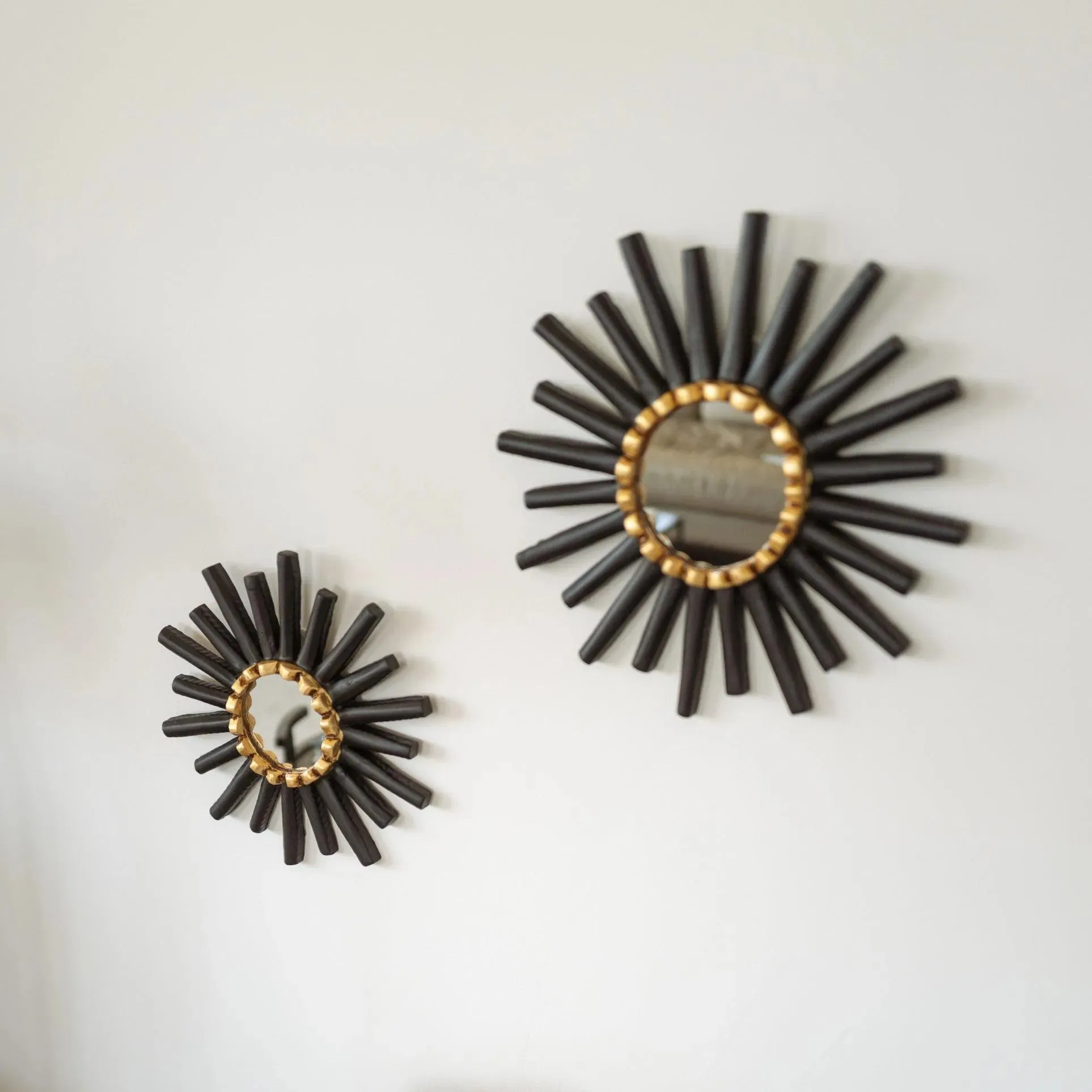Peruvian Wall Mirror - Black Sunburst